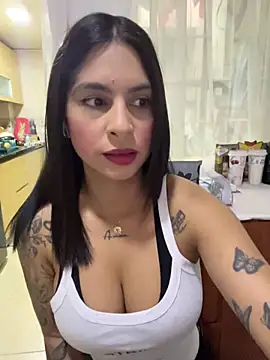 charlotte stevenss  online show from 02/01/26, 02:04