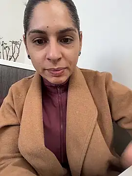 charlotte stevenss  online show from 02/26/26, 03:33