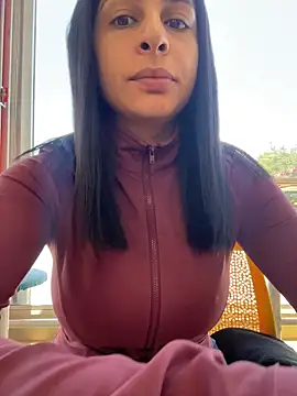 charlotte stevenss  online show from 02/27/26, 05:13