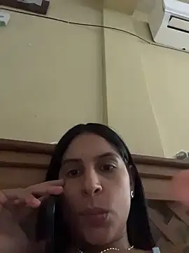 Snapshot of charlotte_stevenss_ chatting on 04/24/26, 01:35 charlotte stevenss online show from 04/24/26, 01:35