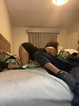 Snapshot of mayywetter chatting on 02/13/26, 02:46 mayywetter online show from 02/13/26, 02:46