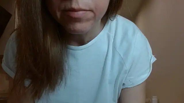 Snapshot of Popppka chatting on 12/14/24, 07:14 Popppka online show from 12/14/24, 07:14