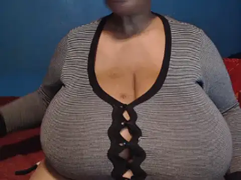 Snapshot of CUTEFIRMMELONSS chatting on 02/13/25, 06:48 CUTEFIRMMELONSS online show from 02/13/25, 06:48