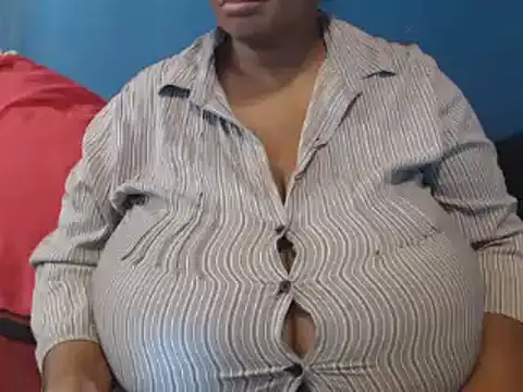 Snapshot of CUTEFIRMMELONSS chatting on 02/15/25, 08:00 CUTEFIRMMELONSS online show from 02/15/25, 08:00