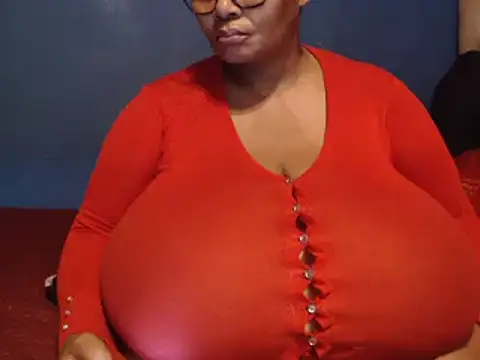 Snapshot of CUTEFIRMMELONSS chatting on 02/18/25, 08:58 CUTEFIRMMELONSS online show from 02/18/25, 08:58