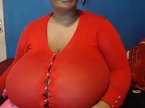 Snapshot of CUTEFIRMMELONSS chatting on 02/20/25, 08:47 CUTEFIRMMELONSS online show from 02/20/25, 08:47