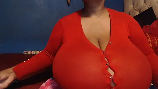 Snapshot of CUTEFIRMMELONSS chatting on 02/21/25, 08:38 CUTEFIRMMELONSS online show from 02/21/25, 08:38