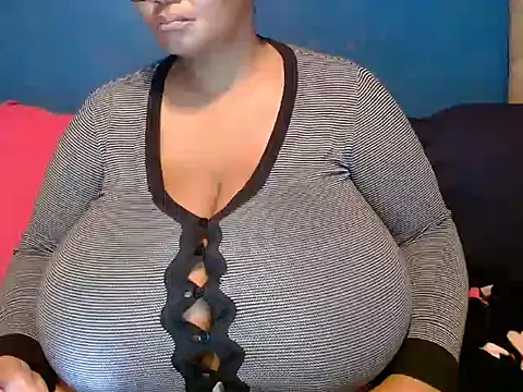 Snapshot of CUTEFIRMMELONSS chatting on 03/11/25, 03:37 CUTEFIRMMELONSS online show from 03/11/25, 03:37