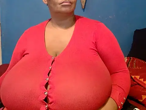 Snapshot of CUTEFIRMMELONSS chatting on 03/19/25, 08:32 CUTEFIRMMELONSS online show from 03/19/25, 08:32