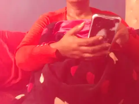 Snapshot of CUTEFIRMMELONSS chatting on 03/23/25, 06:37 CUTEFIRMMELONSS online show from 03/23/25, 06:37