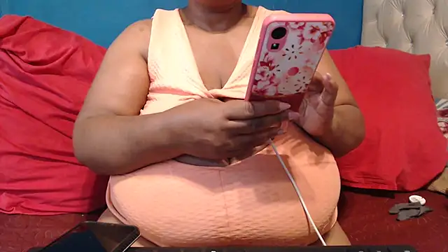 Snapshot of CUTEFIRMMELONSS chatting on 12/21/25, 04:08 CUTEFIRMMELONSS online show from 12/21/25, 04:08