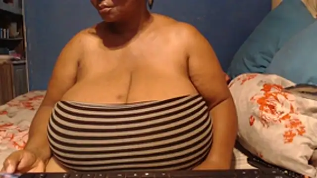 Snapshot of CUTEFIRMMELONSS chatting on 02/02/26, 08:40 CUTEFIRMMELONSS online show from 02/02/26, 08:40