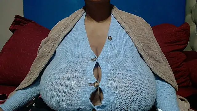 CUTEFIRMMELONSS online show from 05/30/26, 03:58