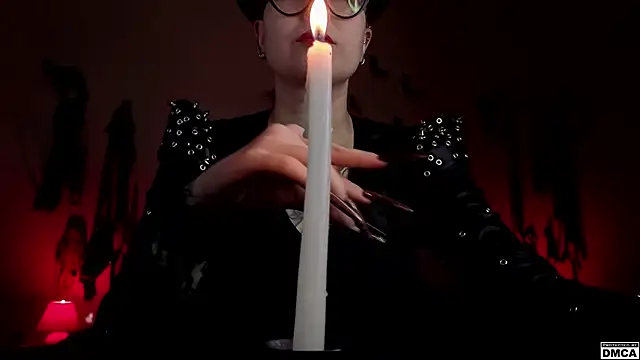 Amanita  Pantherina online show from 11/11/25, 11:54