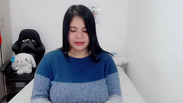 Snapshot of Youlittlepervertt_ chatting on 02/08/25, 04:25 Youlittlepervertt online show from 02/08/25, 04:25