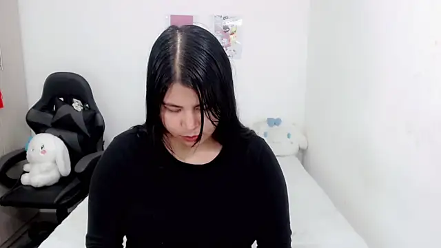 Snapshot of Youlittlepervertt_ chatting on 02/22/25, 05:02 Youlittlepervertt online show from 02/22/25, 05:02