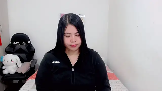 Snapshot of Youlittlepervertt_ chatting on 03/05/25, 12:38 Youlittlepervertt online show from 03/05/25, 12:38