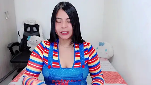 Snapshot of Youlittlepervertt_ chatting on 10/02/25, 11:23 Youlittlepervertt online show from 10/02/25, 11:23