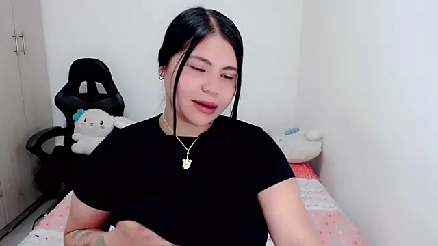 Snapshot of Youlittlepervertt_ chatting on 10/16/25, 02:56 Youlittlepervertt online show from 10/16/25, 02:56