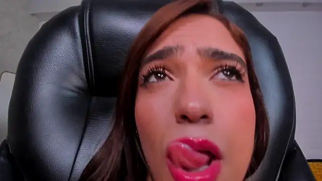 MariamRivera  online show from 12/15/24, 10:07