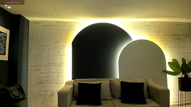 MariamRivera  online show from 02/02/25, 03:54