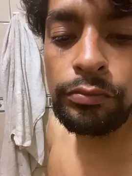 Snapshot of thegoldensexting420 chatting on 09/19/25, 12:45 thegoldensexting420 online show from 09/19/25, 12:45