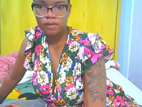 Snapshot of BLAQ-DIAMOND31 chatting on 12/04/25, 08:28 BLAQ-DIAMOND31 online show from 12/04/25, 08:28