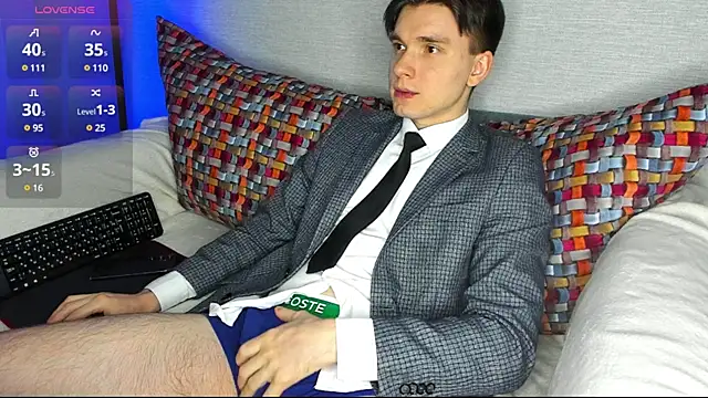 maxboy4 online show from 01/06/25, 11:09