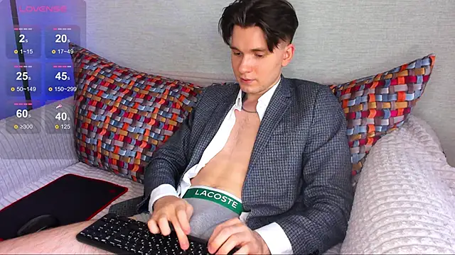 maxboy4 online show from 03/07/25, 01:07