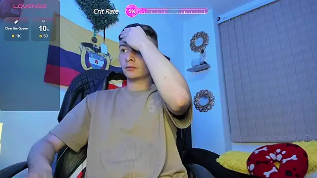 Snapshot of Christ_Miller3 chatting on 12/08/24, 03:53 Christ Miller3 online show from 12/08/24, 03:53