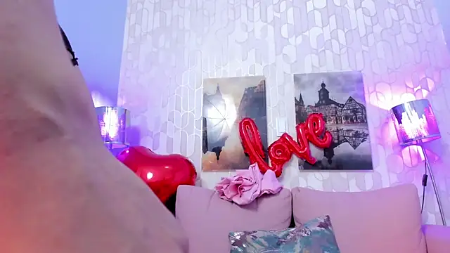 Snapshot of lara_murphy chatting on 02/12/25, 07:35 lara murphy online show from 02/12/25, 07:35