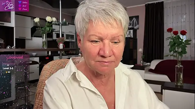 Snapshot of roxana_brooks chatting on 02/03/25, 03:06 roxana brooks online show from 02/03/25, 03:06