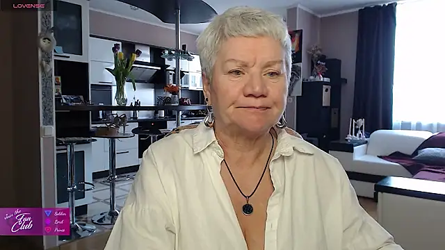 roxana brooks online show from 03/10/26, 02:33