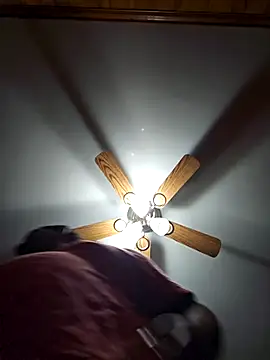 Snapshot of Ambush_Sword67 chatting on 11/30/25, 06:28 Ambush Sword67 online show from 11/30/25, 06:28