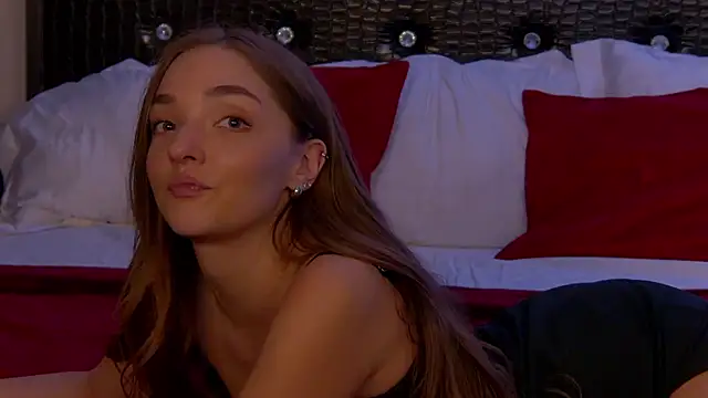 VirginieCruz online show from 01/27/25, 11:43