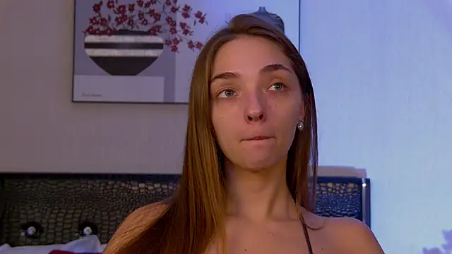 VirginieCruz online show from 02/01/25, 06:00