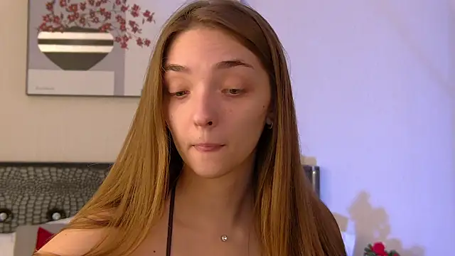 VirginieCruz online show from 03/15/25, 05:41