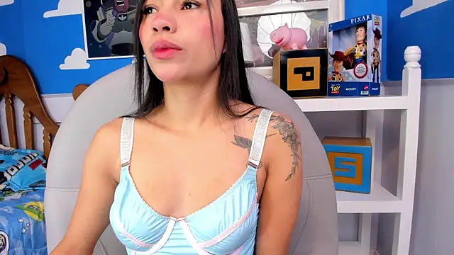 Snapshot of miss_sweett chatting on 03/10/25, 01:43 miss sweett online show from 03/10/25, 01:43