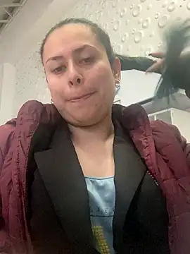 adriluna online show from 09/13/25, 10:20