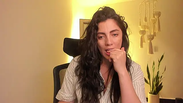 Snapshot of Mala_Bad chatting on 01/15/25, 02:24 Mala Bad online show from 01/15/25, 02:24