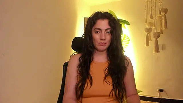 Snapshot of Mala_Bad chatting on 01/19/25, 04:46 Mala Bad online show from 01/19/25, 04:46