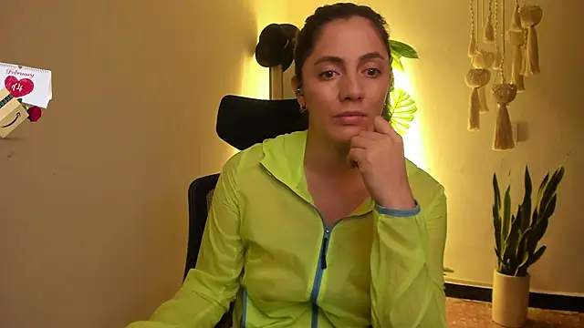 Snapshot of Mala_Bad chatting on 02/07/25, 03:52 Mala Bad online show from 02/07/25, 03:52