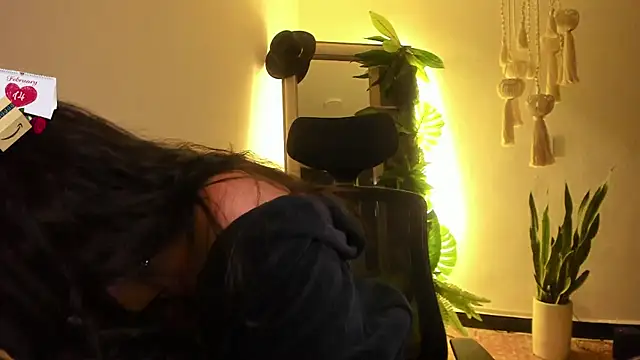 Snapshot of Mala_Bad chatting on 02/09/25, 05:33 Mala Bad online show from 02/09/25, 05:33