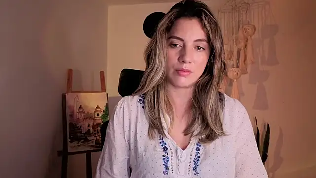 Snapshot of Mala_Bad chatting on 10/06/25, 04:59 Mala Bad online show from 10/06/25, 04:59