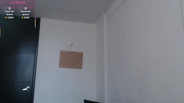 Snapshot of Sophi-tayson chatting on 10/02/25, 06:37 Sophi-tayson online show from 10/02/25, 06:37