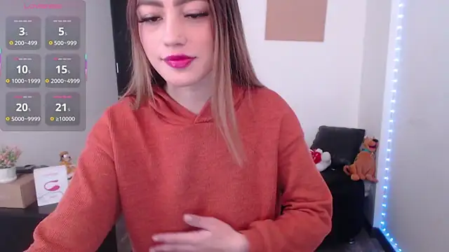 Snapshot of Sophi-tayson chatting on 10/04/25, 05:00 Sophi-tayson online show from 10/04/25, 05:00