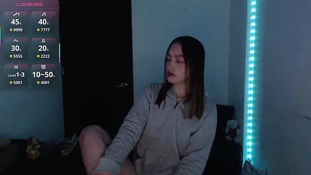 Snapshot of Sophi-tayson chatting on 10/09/25, 10:41 Sophi-tayson online show from 10/09/25, 10:41