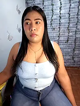 Snapshot of patty_bersh chatting on 02/06/25, 05:03 patty bersh online show from 02/06/25, 05:03