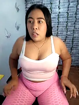 Snapshot of patty_bersh chatting on 02/14/25, 05:51 patty bersh online show from 02/14/25, 05:51