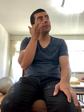 Snapshot of _Playboy_ chatting on 09/18/25, 01:35 Playboy online show from 09/18/25, 01:35